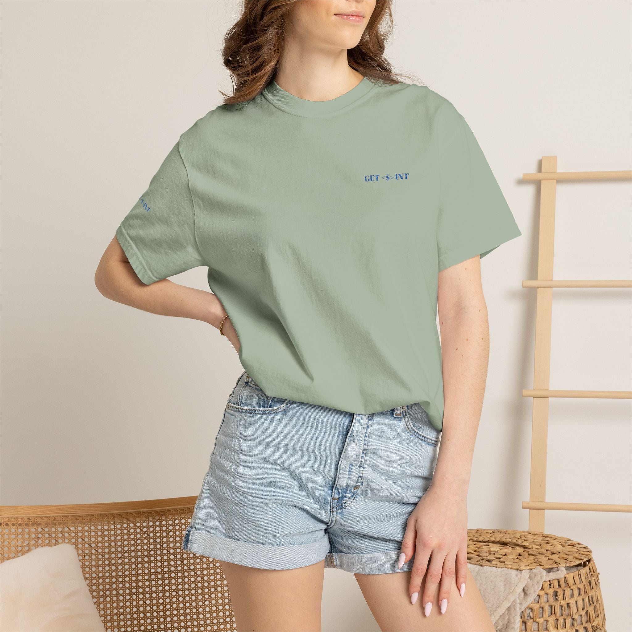 Minimalist T‑Shirt — Garment‑Dyed Casual Tee
