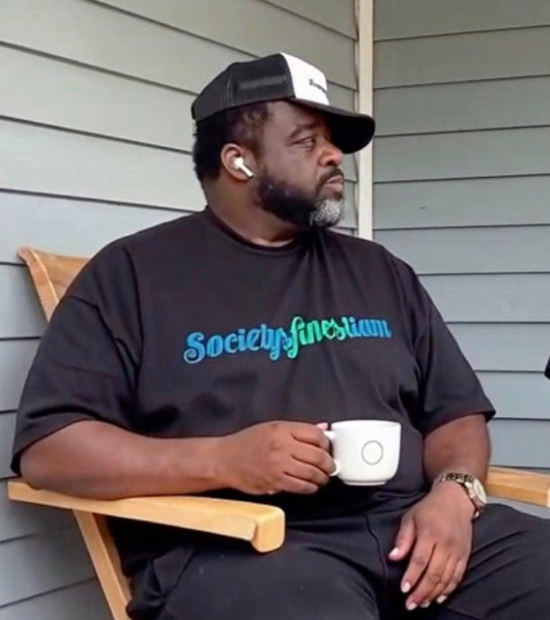 Society's Finest I Am Graphic T-Shirt — Retro Script Logo Tee