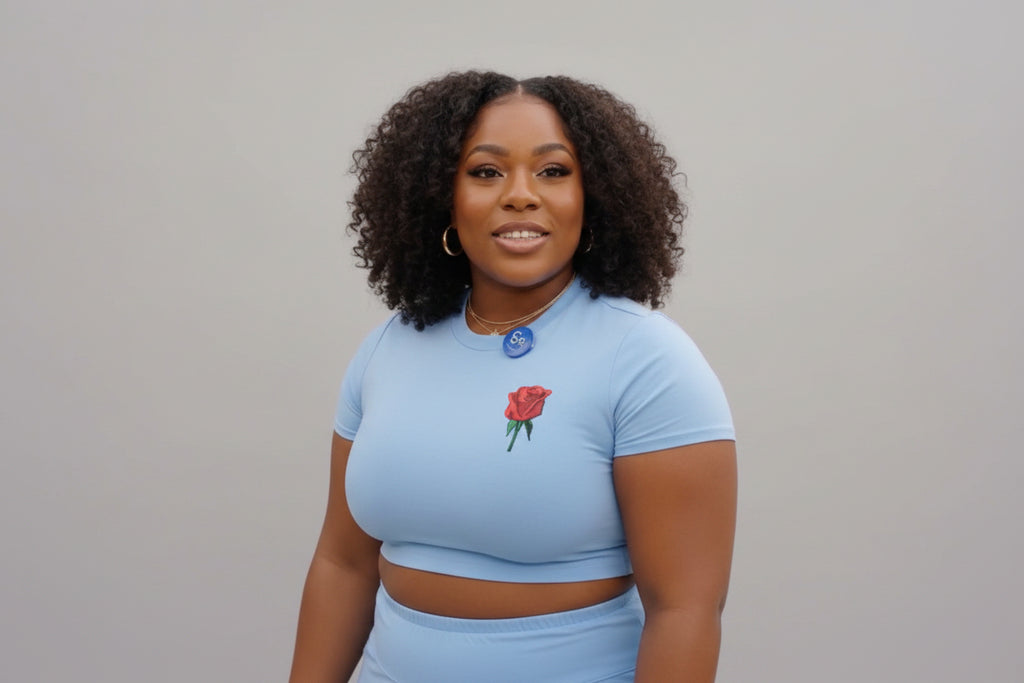 Women's Societys Finest I Am Red Rose — Cropped Micro Rib Floral Tee